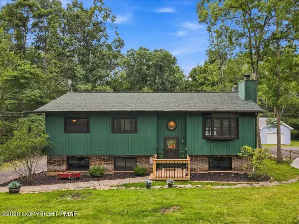 12416 Mountain Laurel Drive, East Stroudsburg, PA 18302