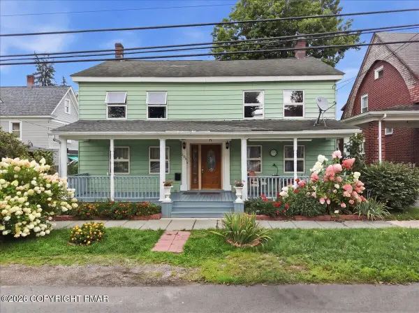 205 Maple Avenue, Hawley, PA 18428