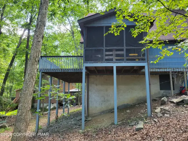 193 Bellingham Drive, Bushkill, PA 18324