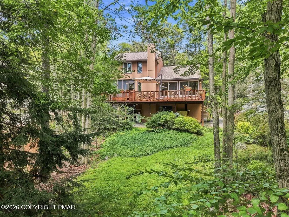 6262 Lakeview Drive, Pocono Pines, PA 18350 - #1