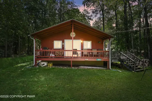 1340 Arrowhead Drive, Pocono Lake, PA 18347