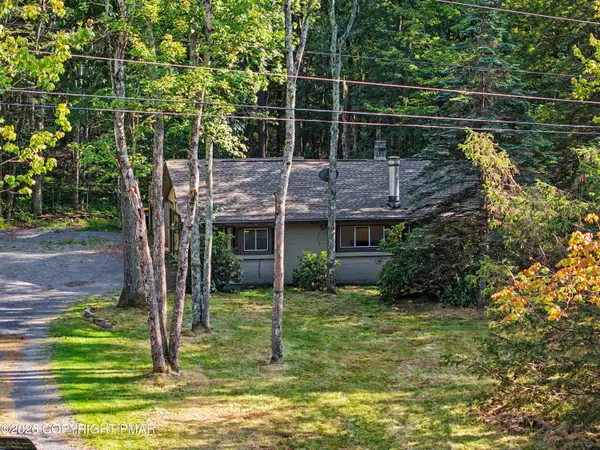 2286 Route 940, Pocono Summit, PA 18346