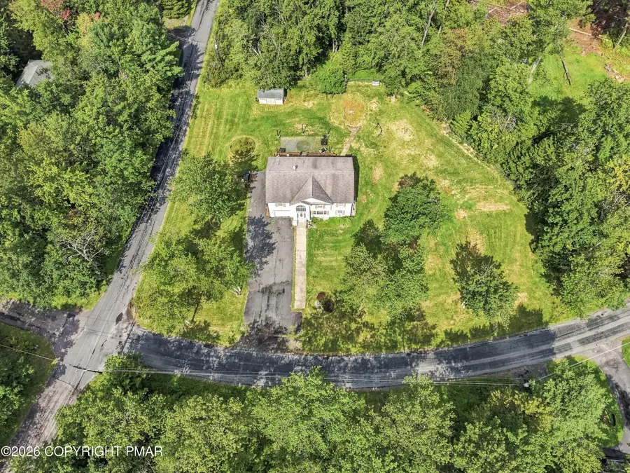 1123 Chickadee Drive, Pocono Summit, PA 18346 - #2
