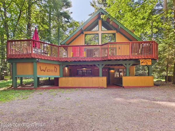212 Long View Lane, Pocono Pines, PA 18350