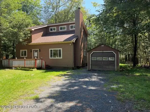 1023 Salamanca Drive, Tobyhanna, PA 18466