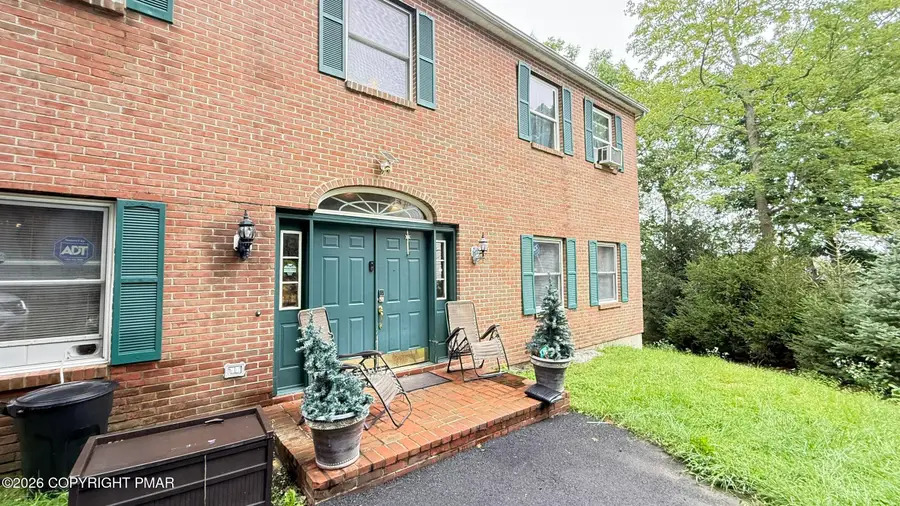 193 St Andrews Drive, Bushkill, PA 18324 - #3