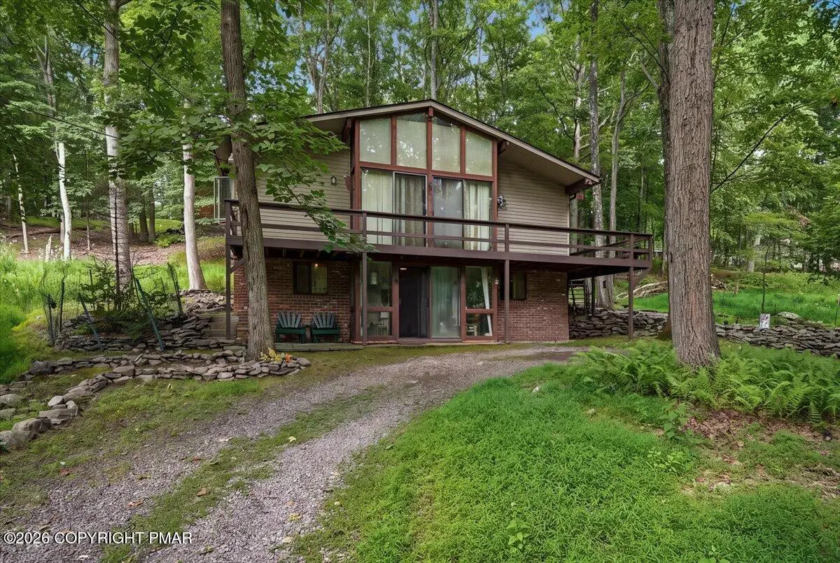 2130 Fawn Lane, Bushkill, PA 18324 - #1