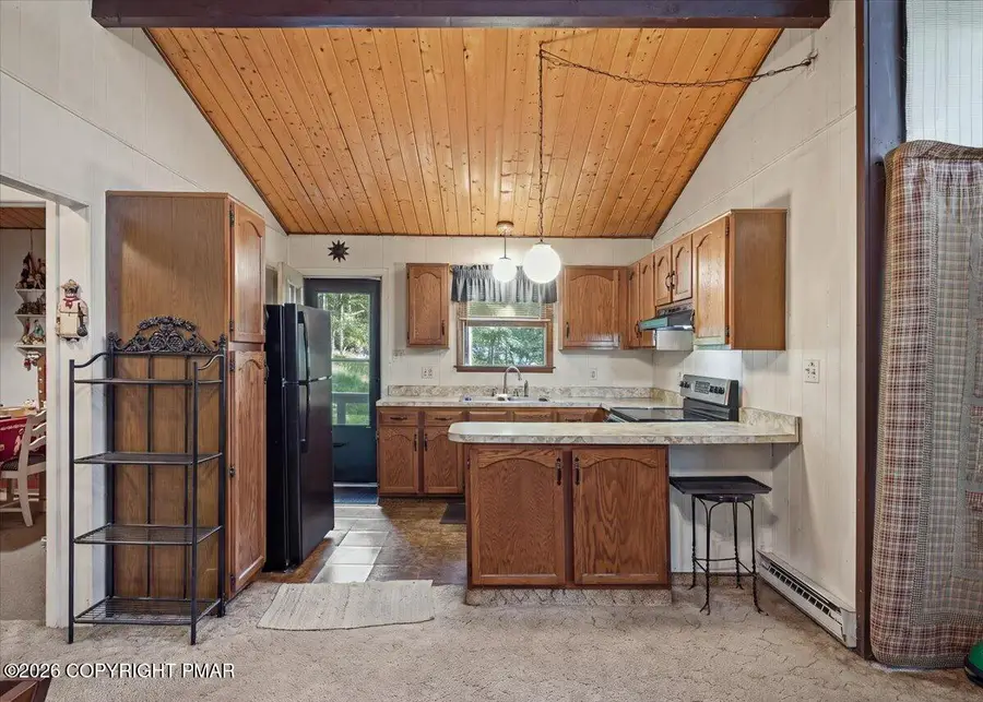 2130 Fawn Lane, Bushkill, PA 18324 - #3