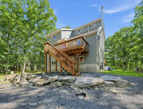 225 Whippoorwill Drive, Bushkill, PA 18324