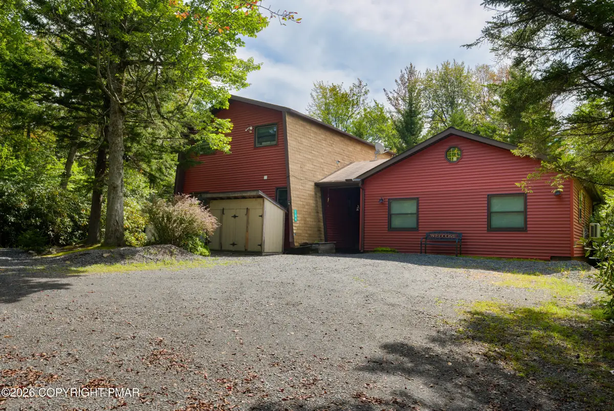 164 Iroquois Trail, Long Pond, PA 18334 - #1