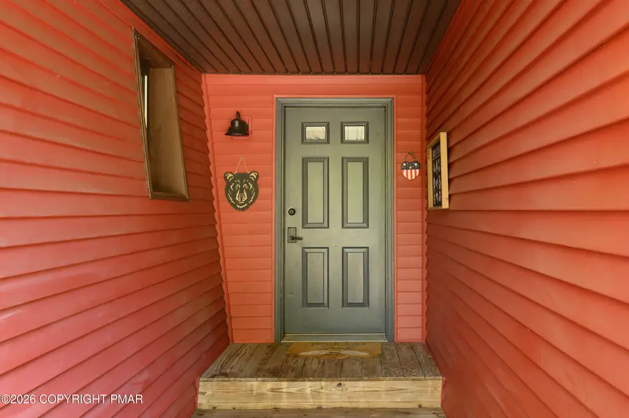 164 Iroquois Trail, Long Pond, PA 18334 - #2