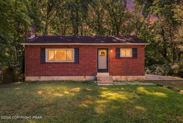 8827 Twin Lake Drive, Kunkletown, PA 18058