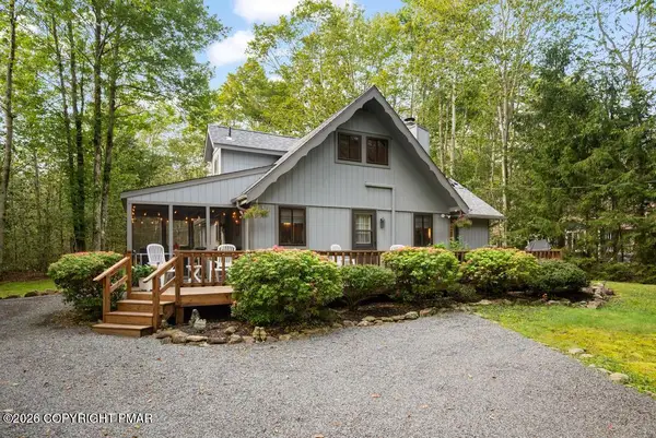 5439 Woodland Avenue, Pocono Pines, PA 18350