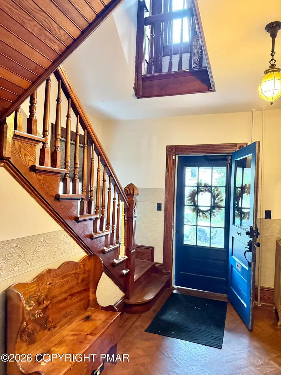 526 Scott Street, Stroudsburg, PA 18360 - #2