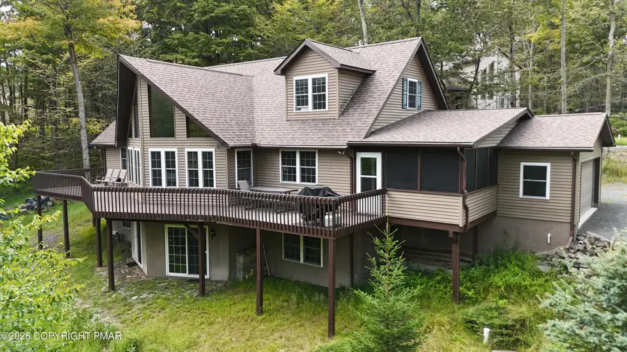 12 Hemlock Court, Clifton, PA 18424 - #3
