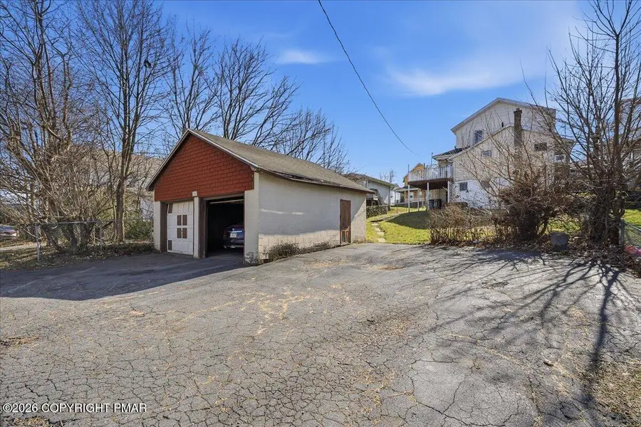 910-912 Hampton Street, Scranton, PA 18504 - #2