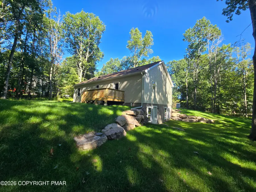 207 Cathleen Drive, East Stroudsburg, PA 18302 - #2