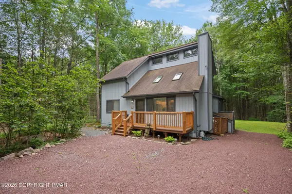 199 Cumberland Road, Pocono Pines, PA 18350