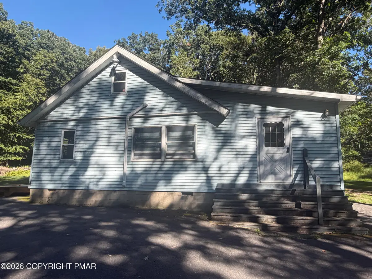 3374 Trafalgar Avenue, East Stroudsburg, PA 18302 - #1