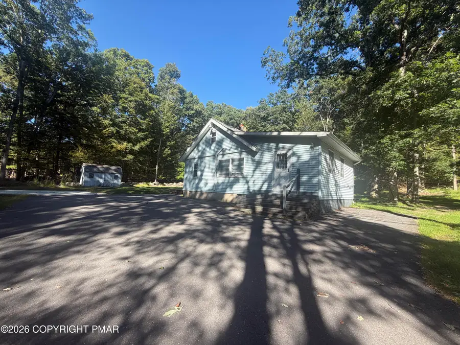 3374 Trafalgar Avenue, East Stroudsburg, PA 18302 - #2