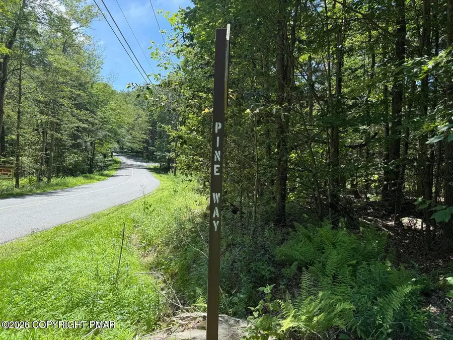 10 Pine Way, Sterling, PA 18463 - #2