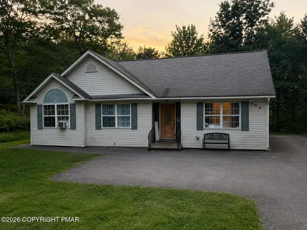 1210 Ironwood Court, Long Pond, PA 18334