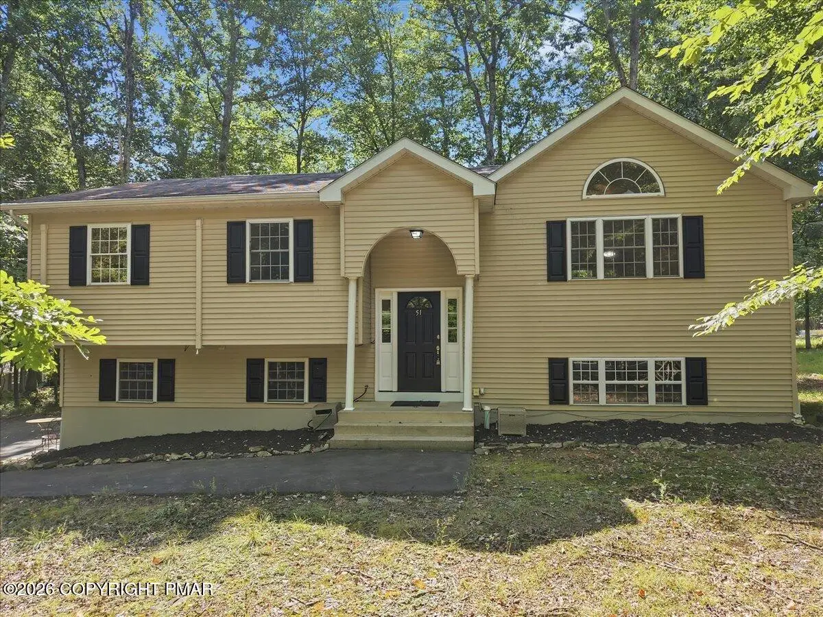 1216 Hunters Woods Drive, East Stroudsburg, PA 18301 - #1