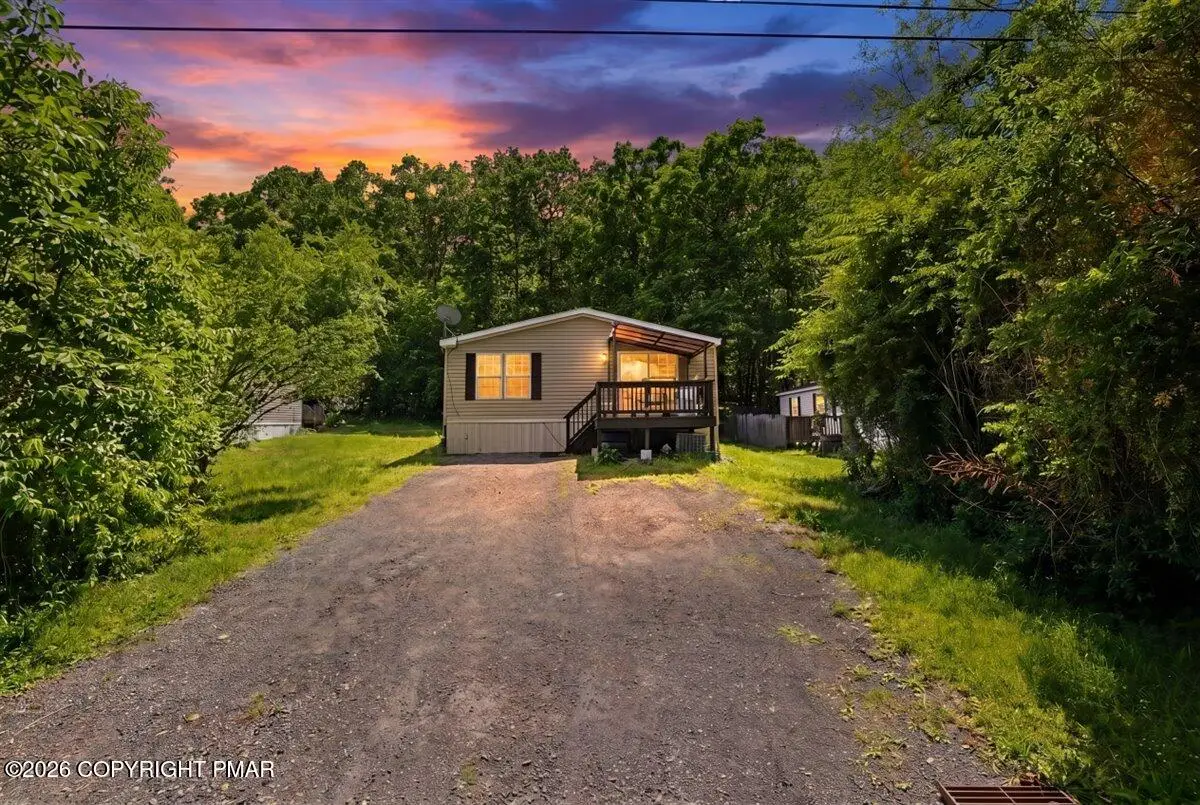 2549 Lynnwood Drive, East Stroudsburg, PA 18302 - #1