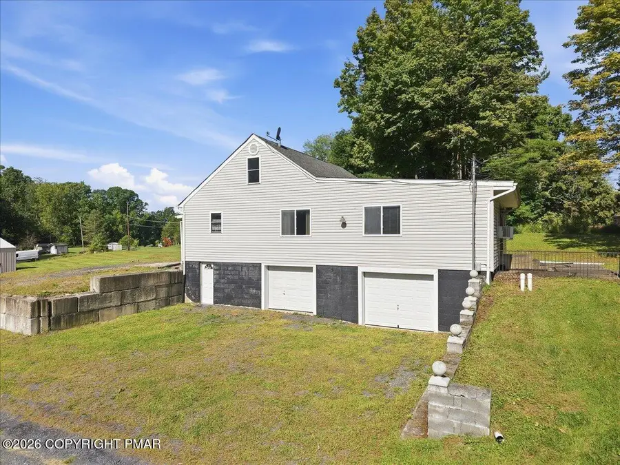 111 Old Independence Lane, East Stroudsburg, PA 18301 - #2