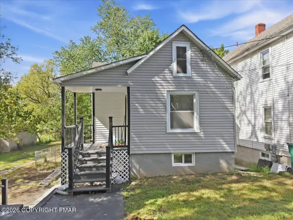 289 Brodhead Avenue, East Stroudsburg, PA 18301