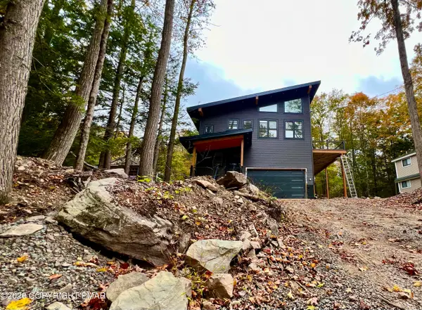 12 Dunhill Court, Lake Ariel, PA 18436