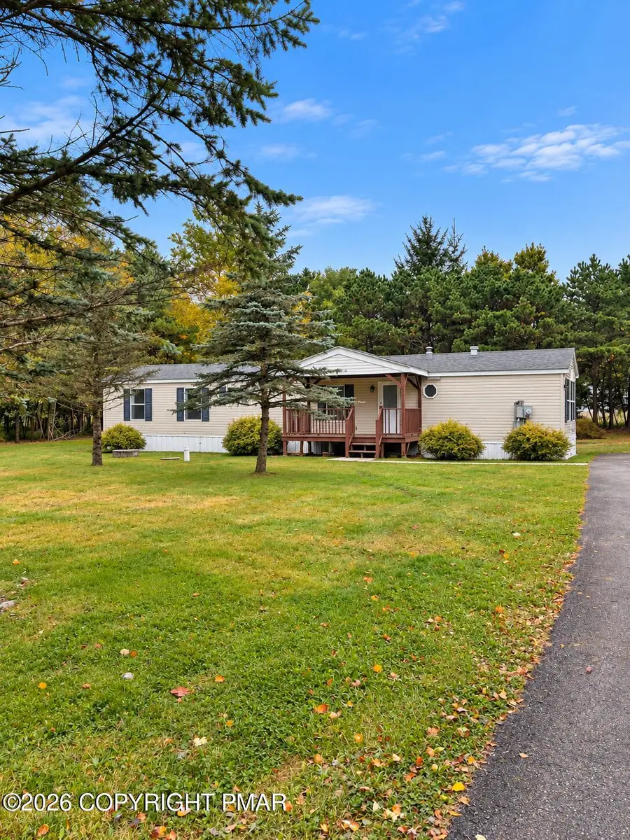 227 Flame Drive, Blakeslee, PA 18610 - #2