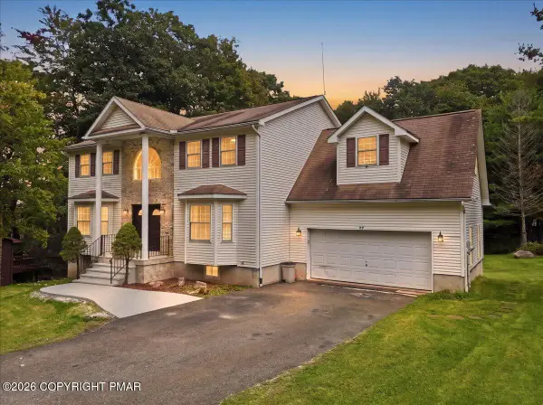 49 Seneca Road, Mount Pocono, PA 18344
