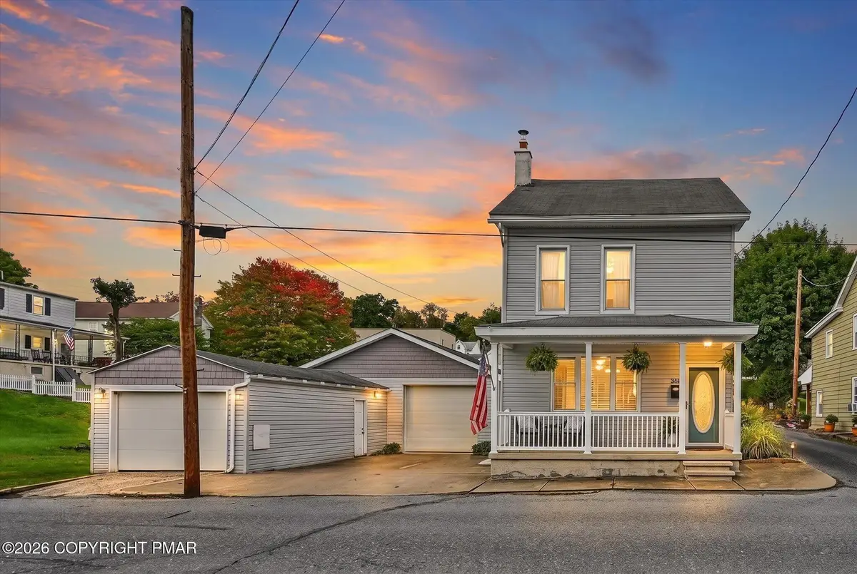 215 Willing Street, Llewellyn, PA 17944 - #1