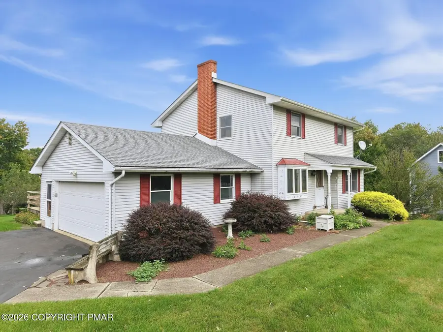 233 Treeline Drive, Pen Argyl, PA 18072 - #2