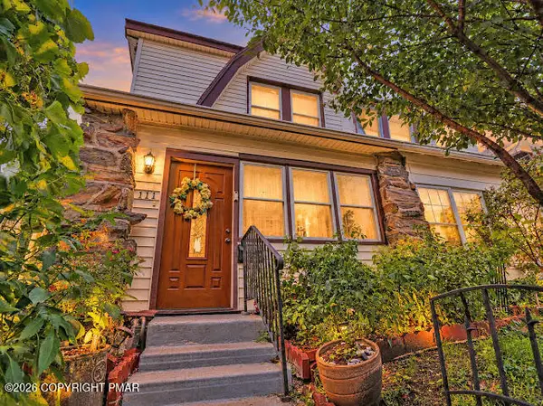 111 Oakley Road, Upper Darby, PA 19082