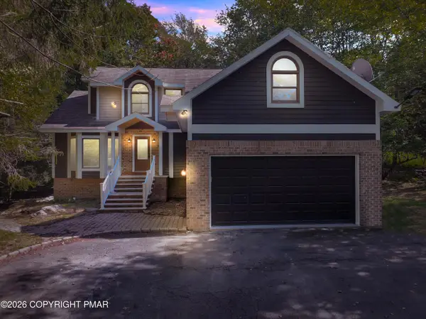 9 Woods End, Lake Harmony, PA 18624