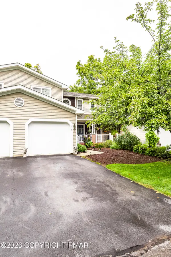 216 Amber Lane, East Stroudsburg, PA 18301