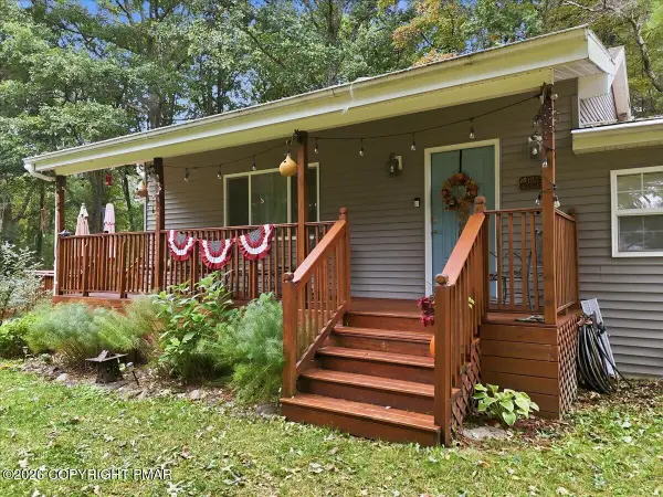1023 Twin Lake Road, Stroudsburg, PA 18360