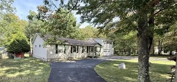45 Foothill Road, Albrightsville, PA 18210