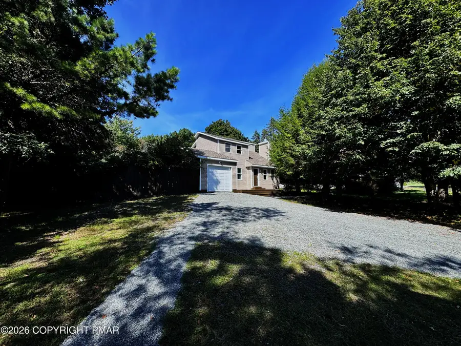 405 Skyline Drive, Blakeslee, PA 18610 - #2