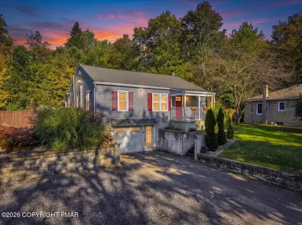 105 Periwinkle Lane, Stroudsburg, PA 18360