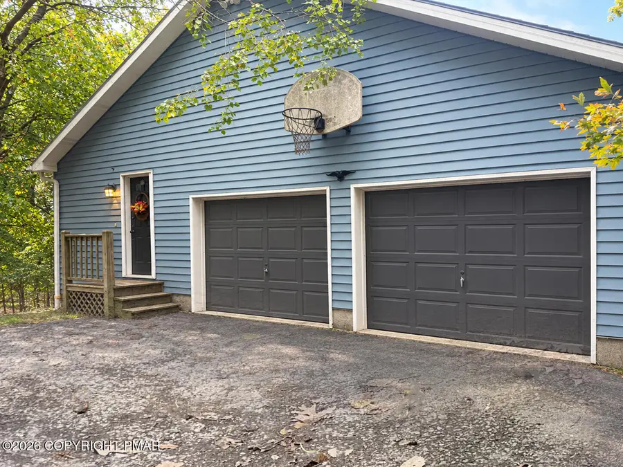1526 Slope Road, East Stroudsburg, PA 18302 - #3