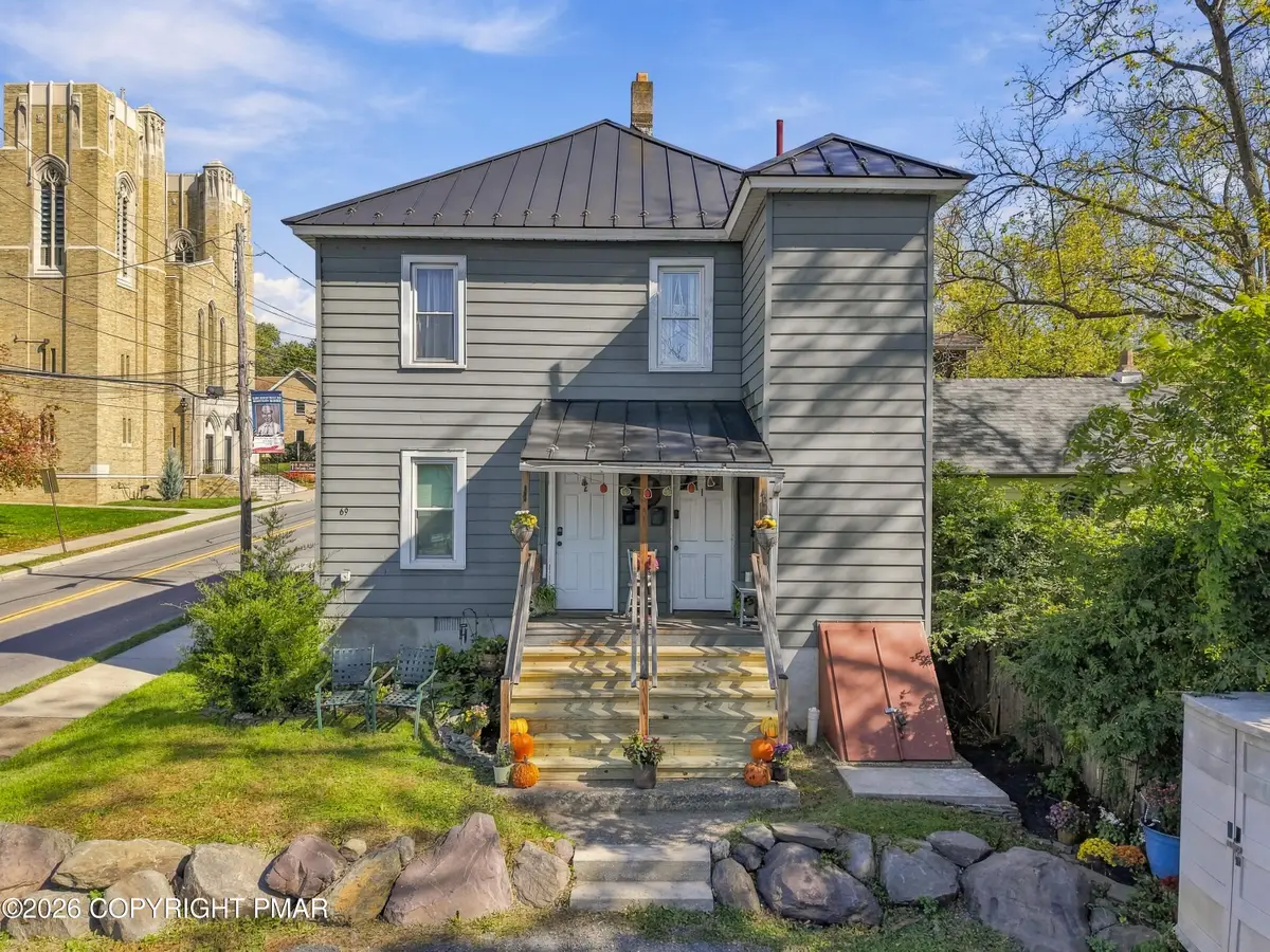 69 Ridgeway Street, East Stroudsburg, PA 18301 - #1