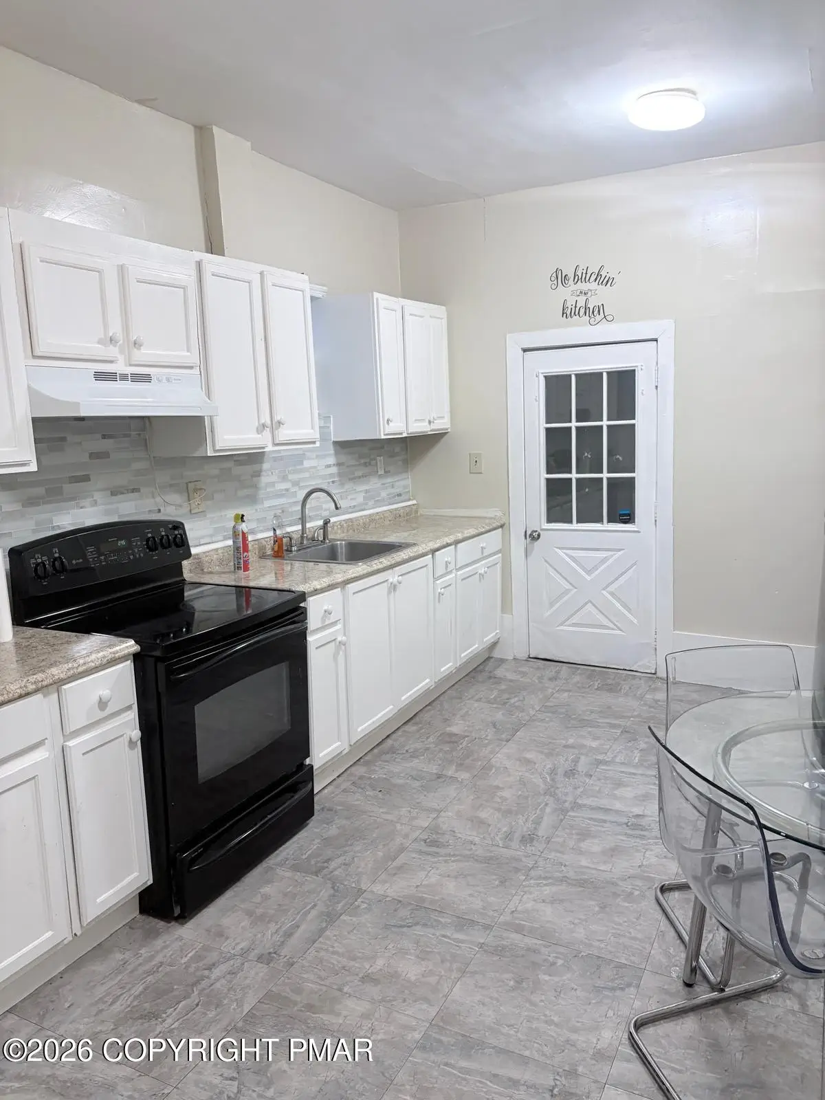 215 W Coal Street, Shenandoah, PA 17976 - #1