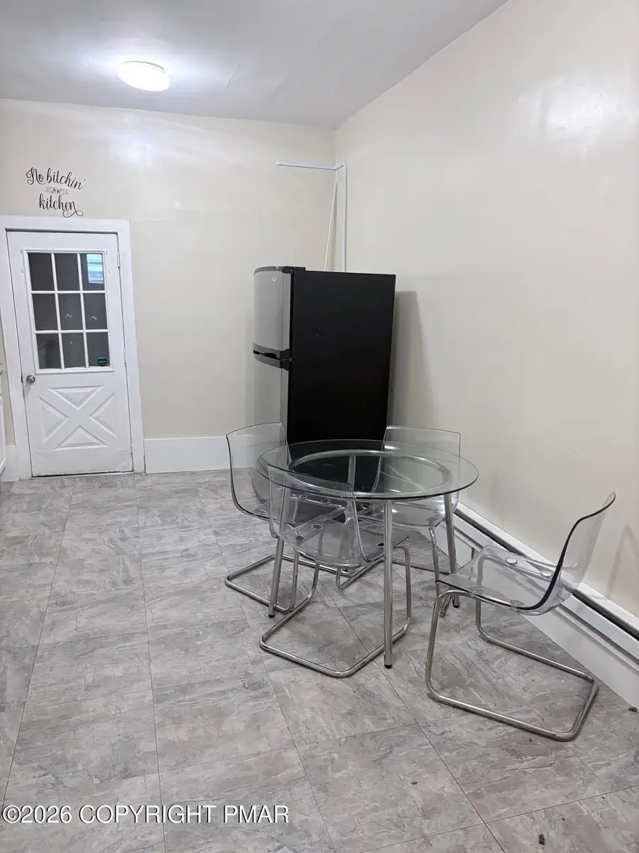 215 W Coal Street, Shenandoah, PA 17976 - #2