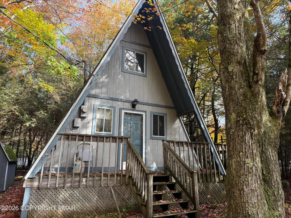 7121 Sunset Lane, Pocono Summit, PA 18346 - #1