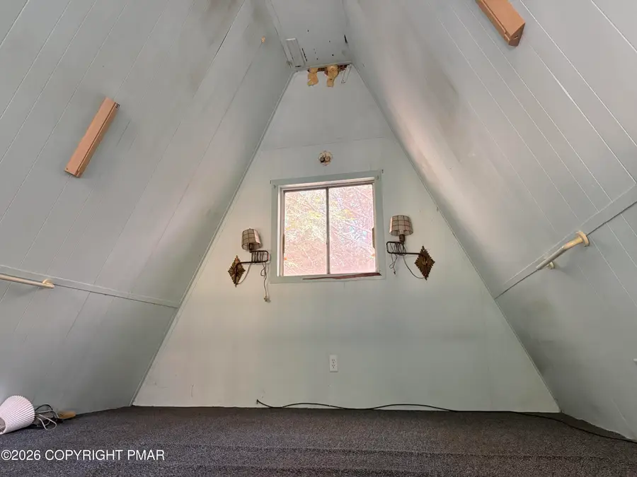 7121 Sunset Lane, Pocono Summit, PA 18346 - #3