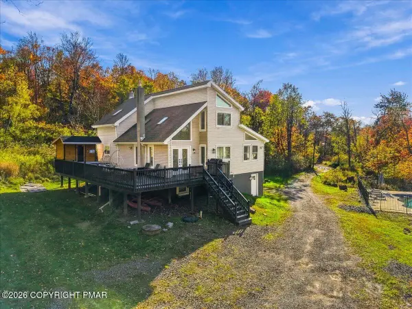 110 Riverfront Terrace, Pocono Lake, PA 18347