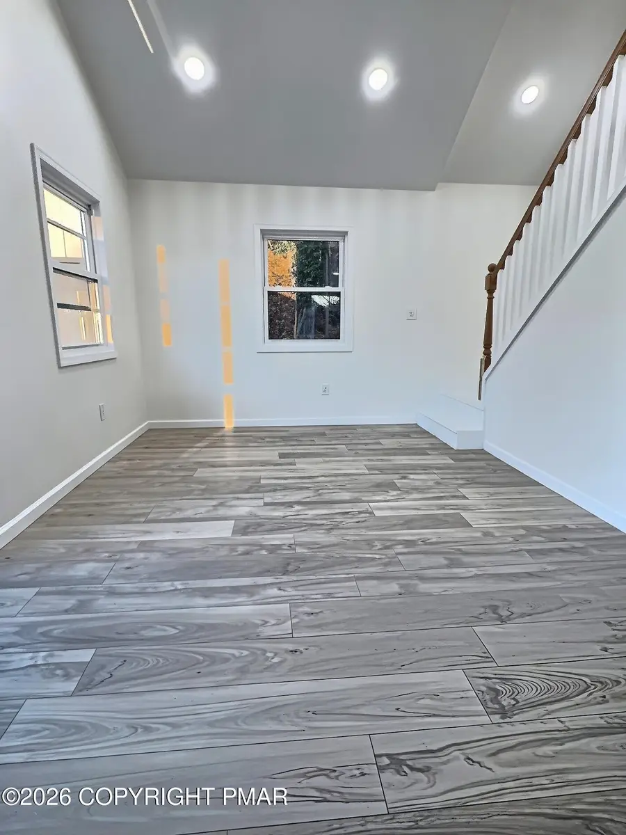 5062 Pine Ridge Road N, East Stroudsburg, PA 18302 - #3